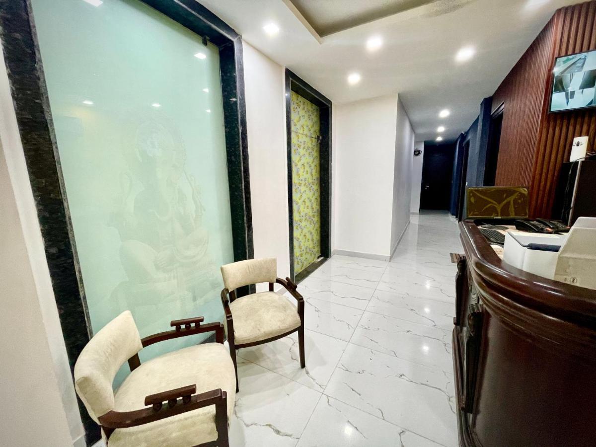 Lime Boutique B&B Gk-1 At Kailash Colony Metro , Greater Kailash Near Eros Hotel Nehru Place Нью-Дели Экстерьер фото